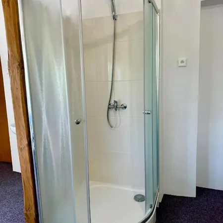 Penzion Horni Bradlo بيت ضيافة